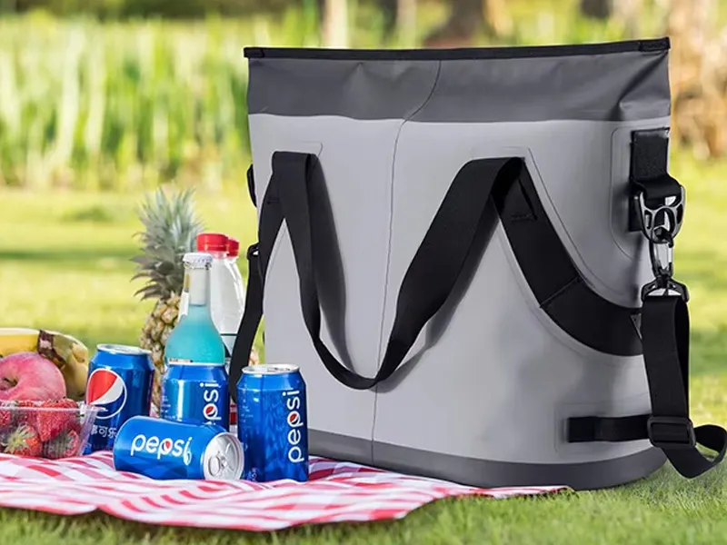 कैम्पिंग में आइस पैक बैग की भूमिका